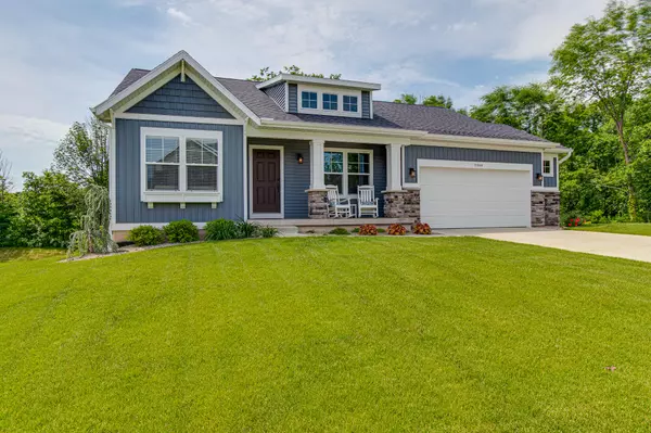 5900 Longmoor SE Court, Caledonia, MI 49316