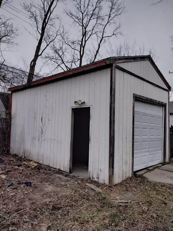 Detroit, MI 48227,9983 Marlowe Street