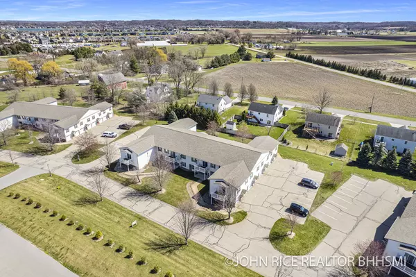 Hudsonville, MI 49426,5688 E Town Drive #1