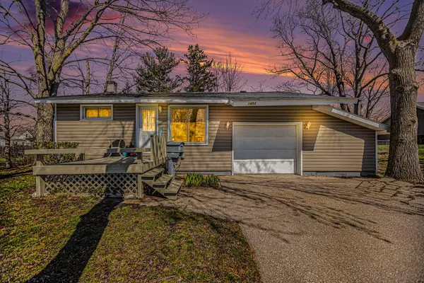 Grand Haven, MI 49417,1403 Woodlawn Avenue