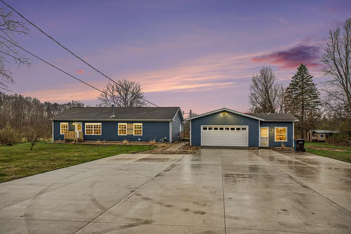 South Haven, MI 49090,75349 12th Avenue