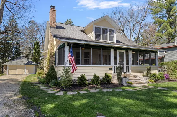 11051 Elmwood Drive, New Buffalo, MI 49117