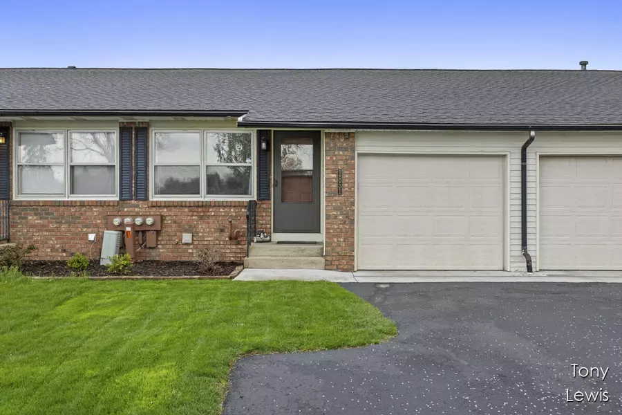 2851 Porter SW Street, Grandville, MI 49418