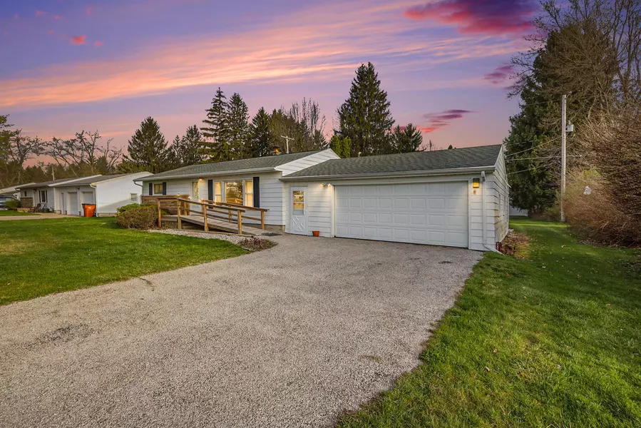 9350 Peck Road, Greenville, MI 48838