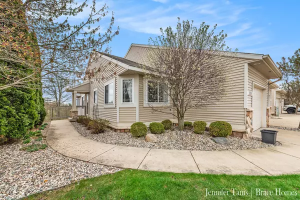 Hudsonville, MI 49426,2936 Stoney Creek Court