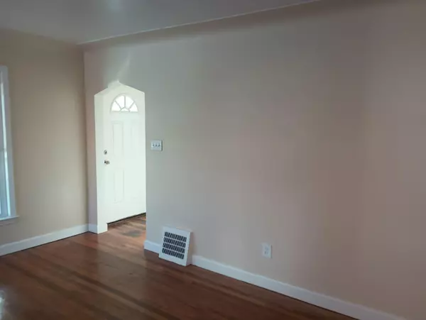 Detroit, MI 48235,19761 Prest Street