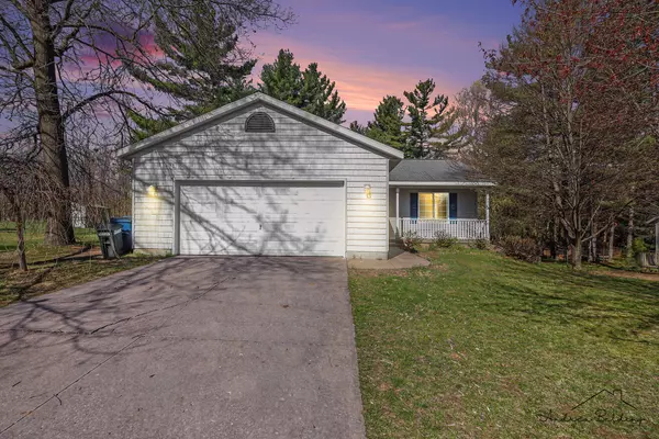 7304 Mid Timber Drive, Greenville, MI 48838