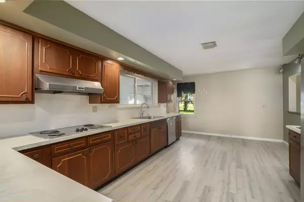 Decatur, MI 49045,48538 Co Rd 352