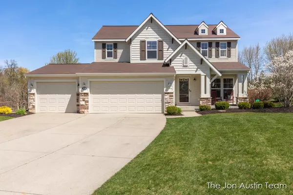 2839 Sunset Ridge Court, Rockford, MI 49341