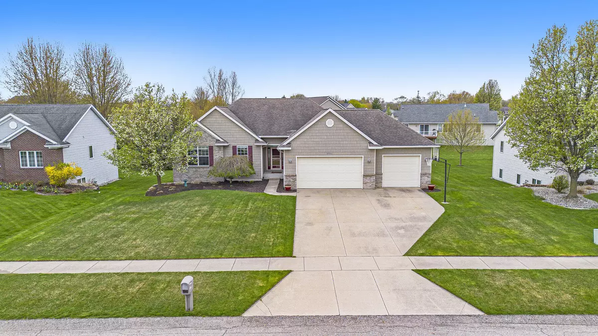 Jenison, MI 49428,8309 Golfside Drive