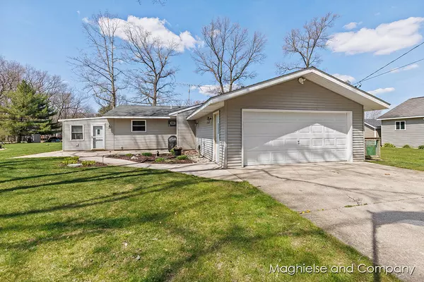 Howard City, MI 49329,8201 Indian Shores Drive