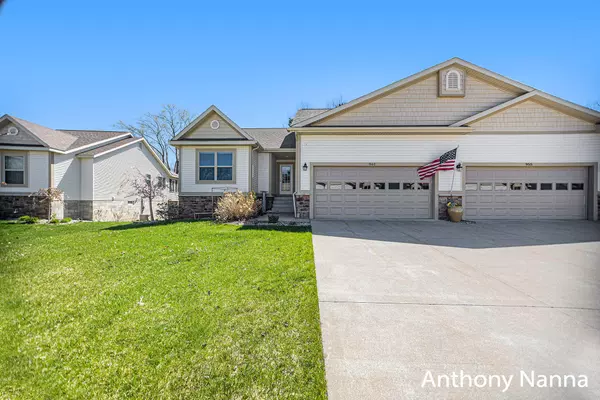 Norton Shores, MI 49441,961 S Sandalwood Circle