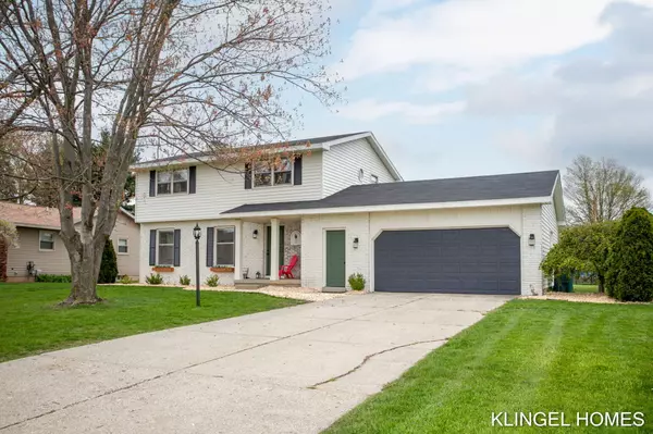 8128 Mellowwood Drive, Jenison, MI 49428