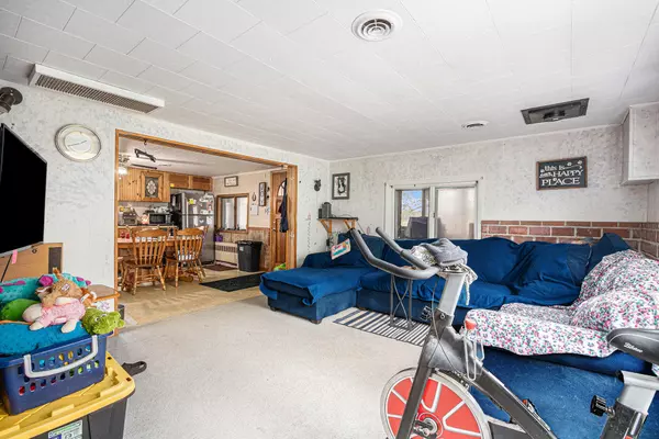 Berrien Center, MI 49102,8713 Deans Hill Road