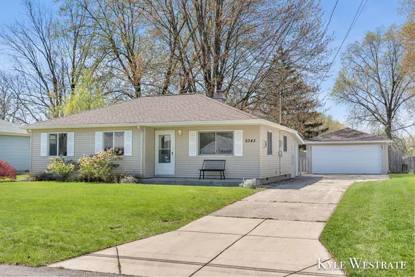 5343 Mick SE Avenue, Kentwood, MI 49548