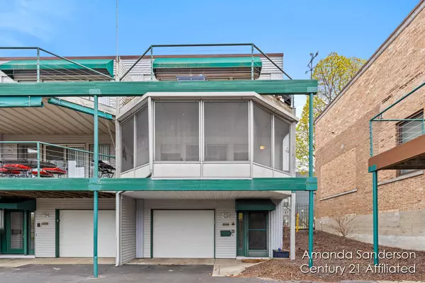 200 N Harbor Drive #9, Grand Haven, MI 49417