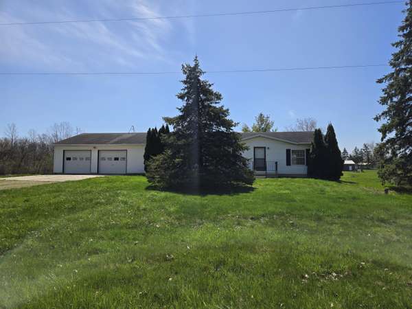 9645 Britton Highway, Tecumseh, MI 49286