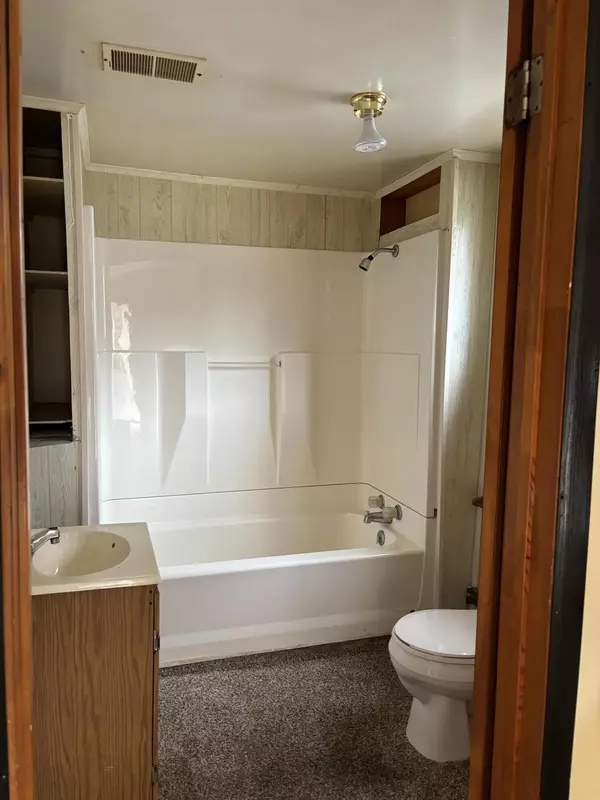 Howard City, MI 49329,216 W Williams Street