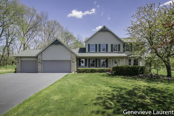 4596 Sunflower Ridge NE Drive, Ada, MI 49301