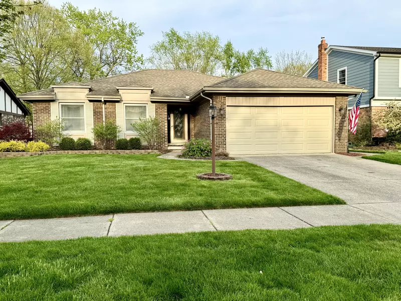 9336 Mayflower Court, Plymouth, MI 48170