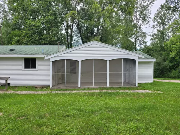 Ada, MI 49301,2741 Egypt Valley NE Avenue