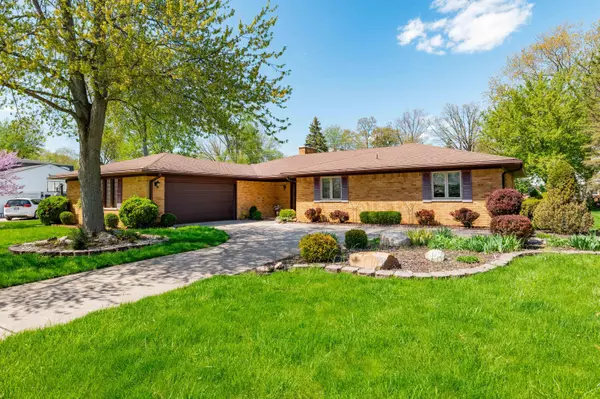 Grosse Ile, MI 48138,8196 Thorntree Court