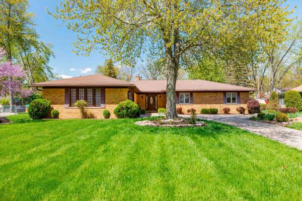 Grosse Ile, MI 48138,8196 Thorntree Court