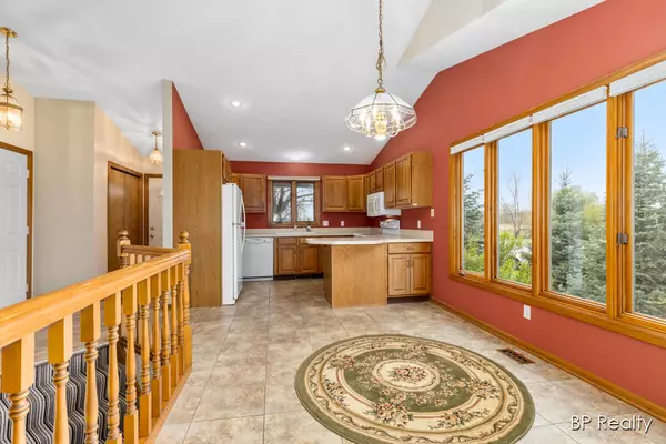 Hudsonville, MI 49426,6376 Springmont Court