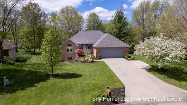 4534 Hidden Ridge Drive, Hudsonville, MI 49426