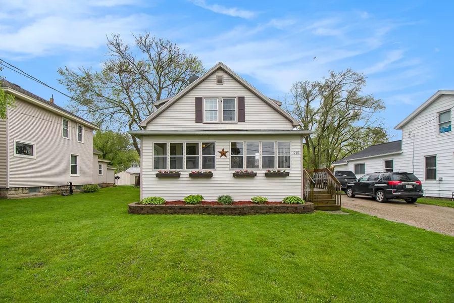 215 James Street, Parma, MI 49269