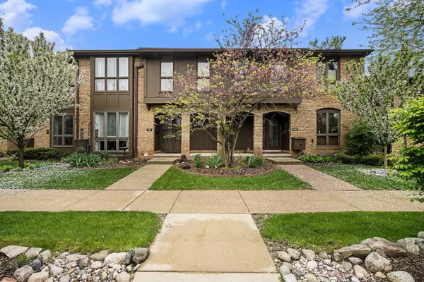 887 Greenhills Drive, Ann Arbor, MI 48105