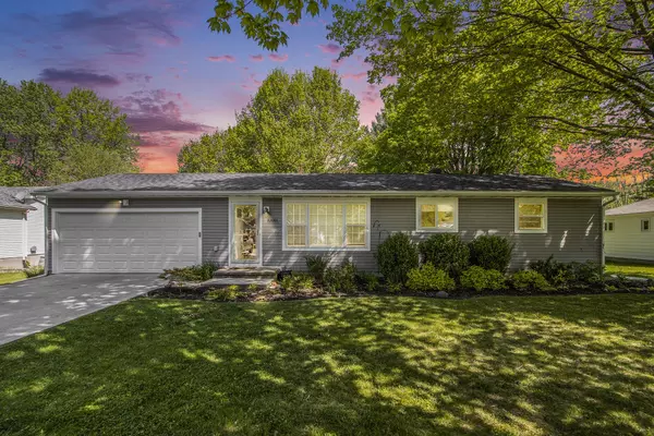 8851 E De Avenue, Richland, MI 49083