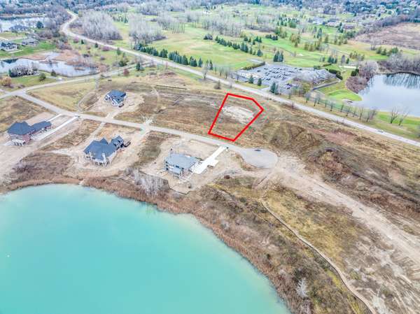 67736 OVERLOOK Trail, Washington, MI 48095