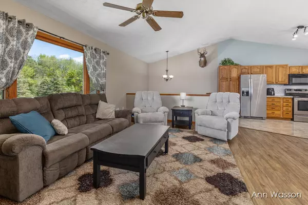 Greenville, MI 48838,14330 MacClain NE Street