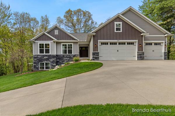 5944 Stout Creek NE Court, Belmont, MI 49306