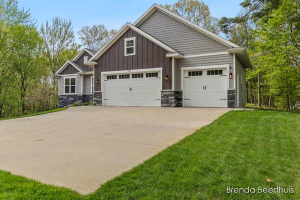 Belmont, MI 49306,5944 Stout Creek NE Court