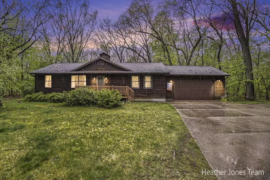 13025 Morgan Mills NE Avenue, Gowen, MI 49326