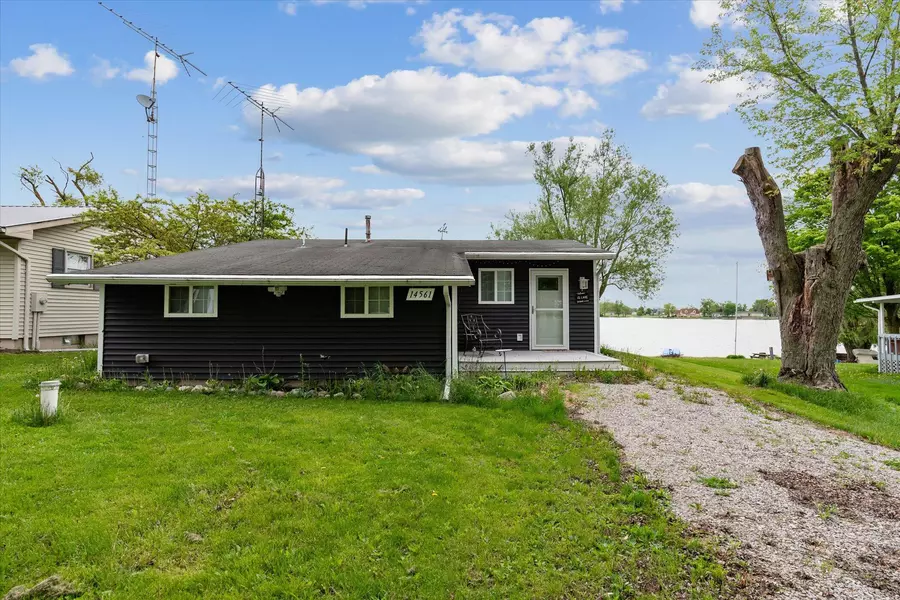 14561 W Merry Drive, Camden, MI 49232