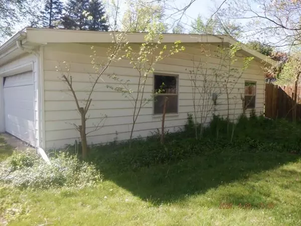 Portage, MI 49002,1919 Bender Road