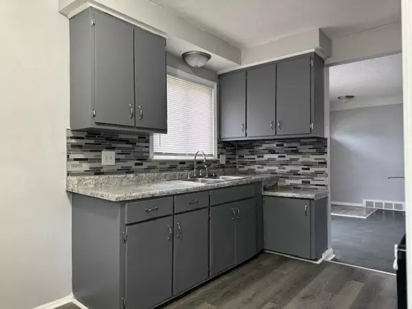 Inkster, MI 48141,29853 Oakwood Street