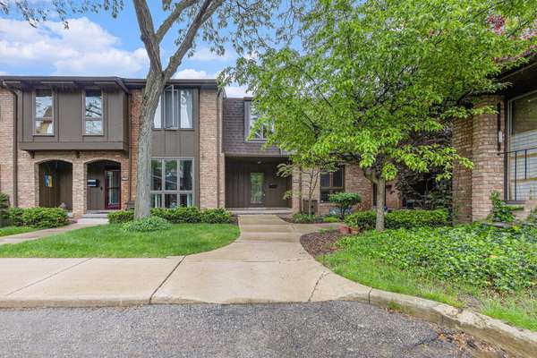 1020 Greenhills Drive, Ann Arbor, MI 48105