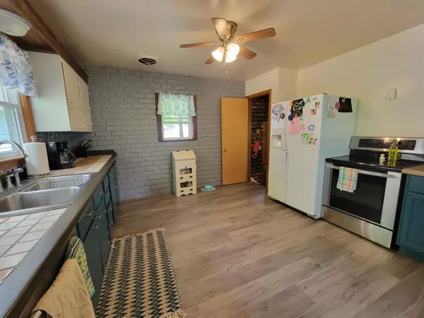 Colon, MI 49040,175 Goodell Street