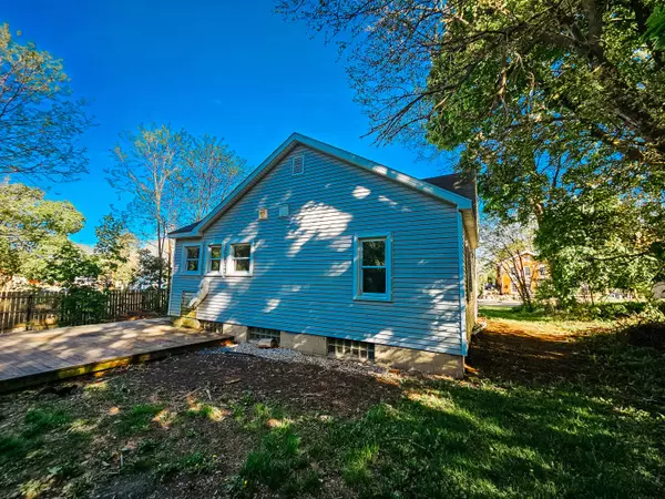 Jonesville, MI 49250,414 W Chicago Street