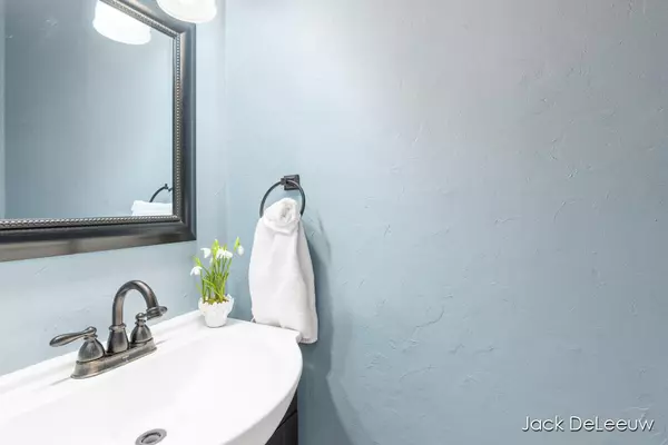 Grand Haven, MI 49417,551 Gidley Circle #L