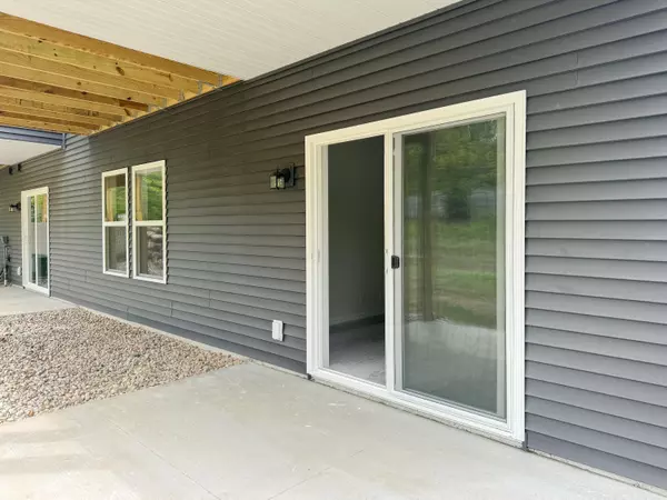 Grand Haven, MI 49417,15080 Kingfisher Way