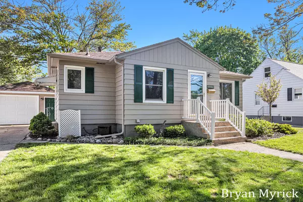 Grand Haven, MI 49417,1040 Waverly Avenue