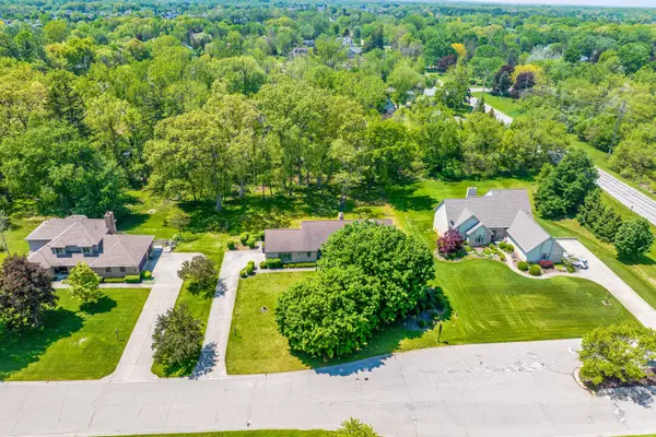 South Lyon, MI 48178,10044 Aylebury Drive