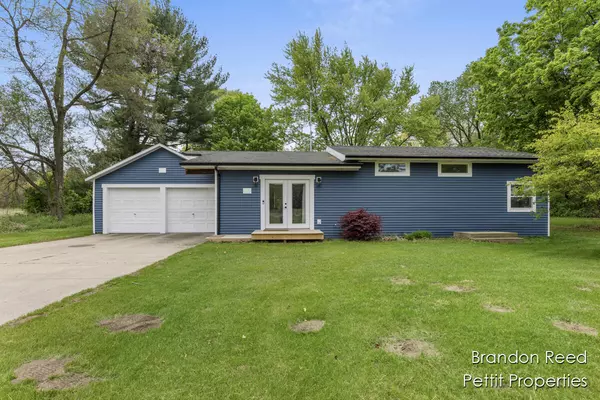 3827 Monroe Road, Hart, MI 49420