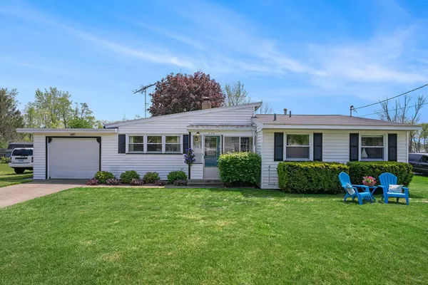 Spring Lake, MI 49456,224 South Street