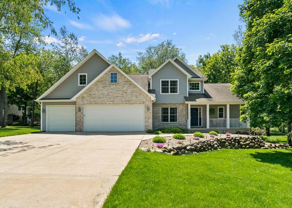 9138 Richland Woods Drive, Richland, MI 49083